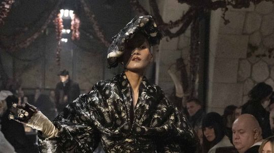 Modelka na prehliadke Maison Margiela Haute...