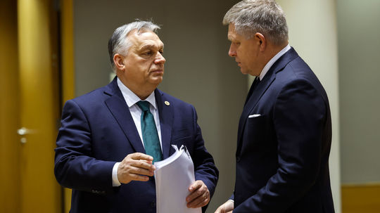 Orbán ustúpil. EÚ dá 50 miliárd Ukrajine