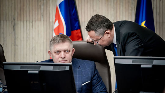 Fico odmieta personálne rošády: Kamenický má postaviť rozpočet, nie ísť do NBS