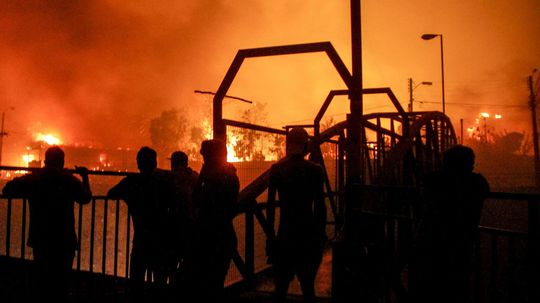 Čilský prezident Boric vyhlásil núdzový stav pre lesné požiare