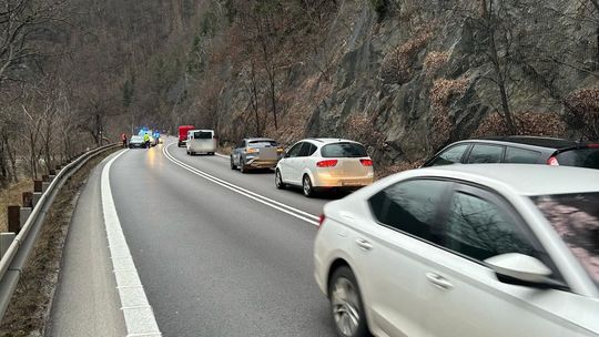 Dopravné peklo pod Strečnom sa začína: Jeden pruh a cez víkend ani to