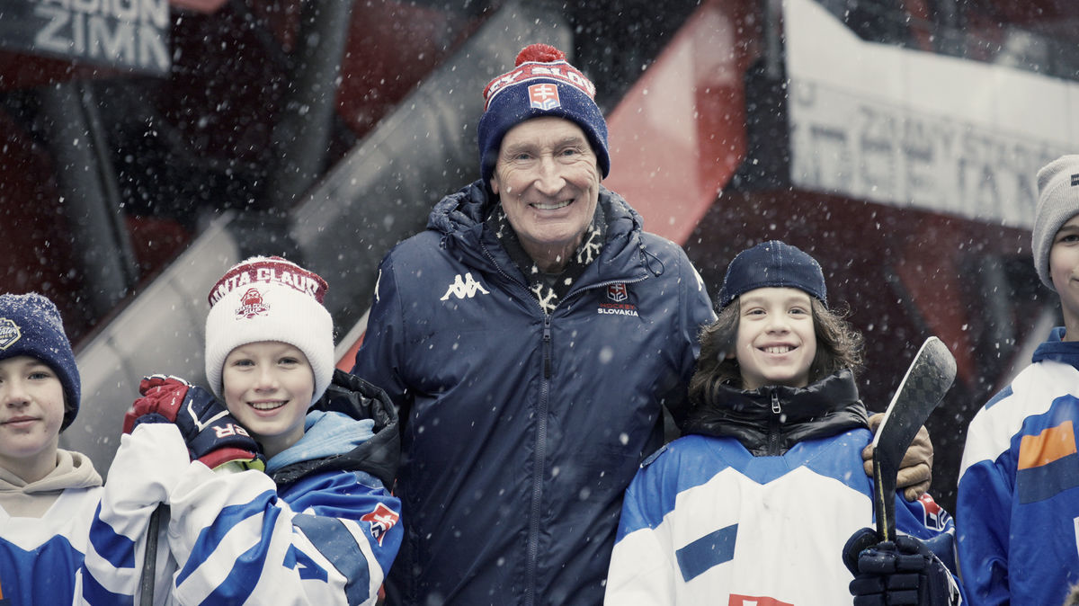 Craig Ramsay s budúcimi hokejistami.