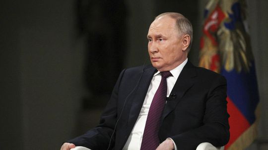 ONLINE: Paralela v Putinovom rozhovore s Carlsonom. Diplomat pripomenul, ako šéf Kremľa pravidelne klame