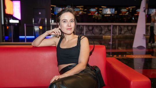 Herečka Tereza Ramba na premiére filmu Franta...