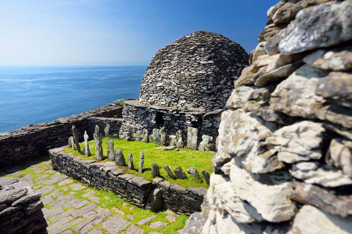 Na hornatom ostrove Skellig Michael bývalo...
