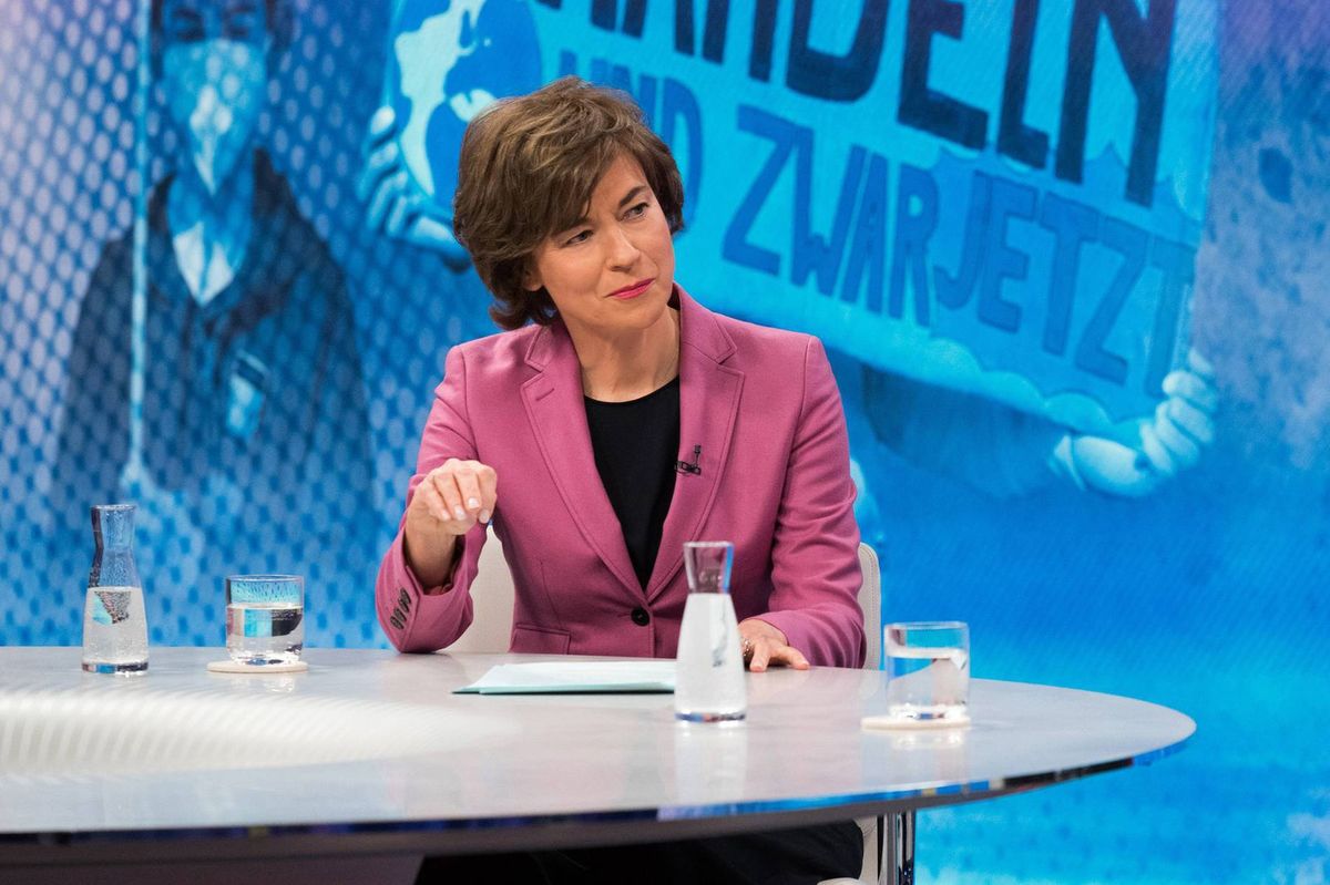 Maybrit Illnerová dostáva v ZDF 480-tisíc eur...