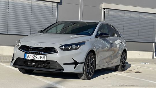 Kia Ceed 1,5 T-GDi  (2024)
