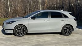Kia Ceed 1,5 T-GDi  (2024)