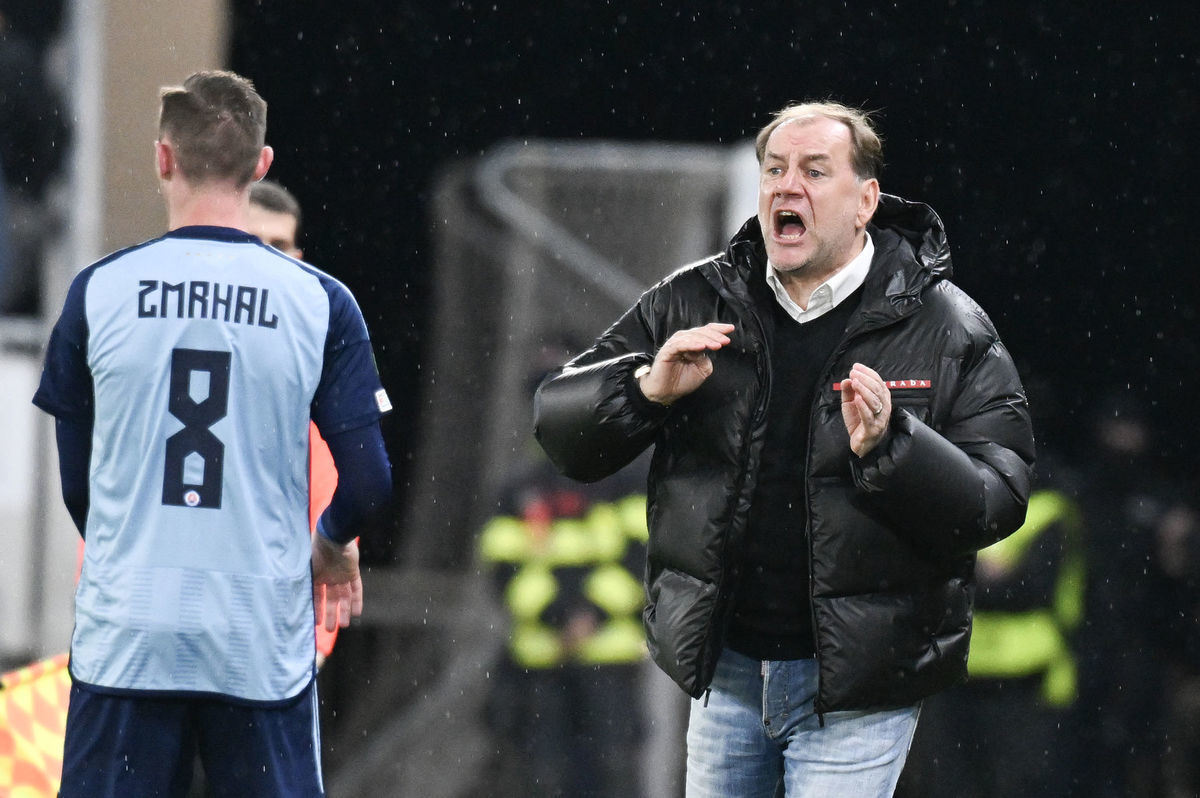 Vladimír Weiss st. počas zápasu so Sturmom Graz...