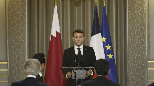 Čo by musel Macron urobiť, aby mal francúzskych  vojakov na Ukrajine? Ťaženie proti Putinovi začal na Slovensku