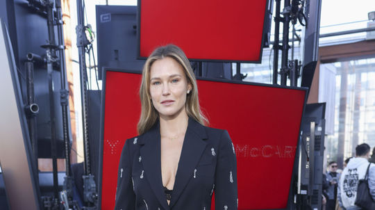 Izraelská topmodelka Bar Refaeli na módnej...