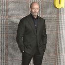 Jason Statham dobýva streamovacie platformy. Jeho nový akčný film vystrelil medzi najpozeranejšie tituly