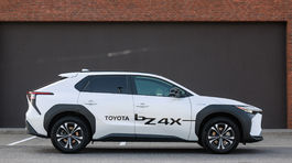 Toyota bZ4X FWD - test 2024