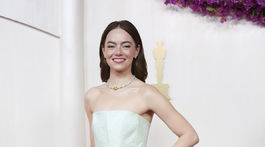 Herečka Emma Stone prišla v kreácii Louis Vuitton. 