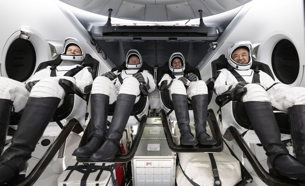 spacex, astronauti,  Borisov,  Mogensen,...