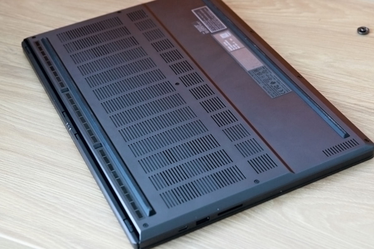 Výkonný notebook vyžaduje výkonné chladenie.