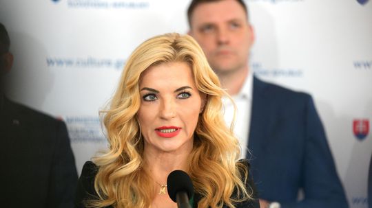 Šimkovičová odvolala riaditeľku Bibiany i Slovenskej národnej knižnice. Škandalózne a netransparentné, reaguje Jaurová