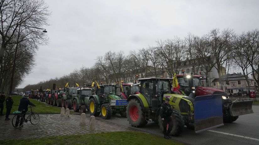Francúzsko poľnohospodári protest farmári traktory