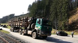 kamión, drevo, ťažba, Vydrovská dolina