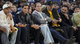 Nicole Curranová, Roger Federer