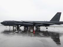 Bombardér / B-52 /