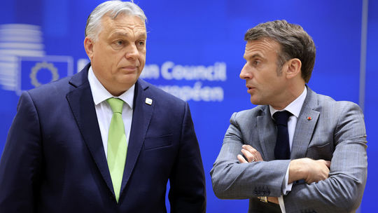 Orbán: Atmosféra v Bruseli je vojnová. Začali sa prípravy na presun vojakov 