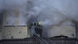 Kyjev, vojna na Ukrajine, bombardovanie, požiar, hasiči, Ruský útok