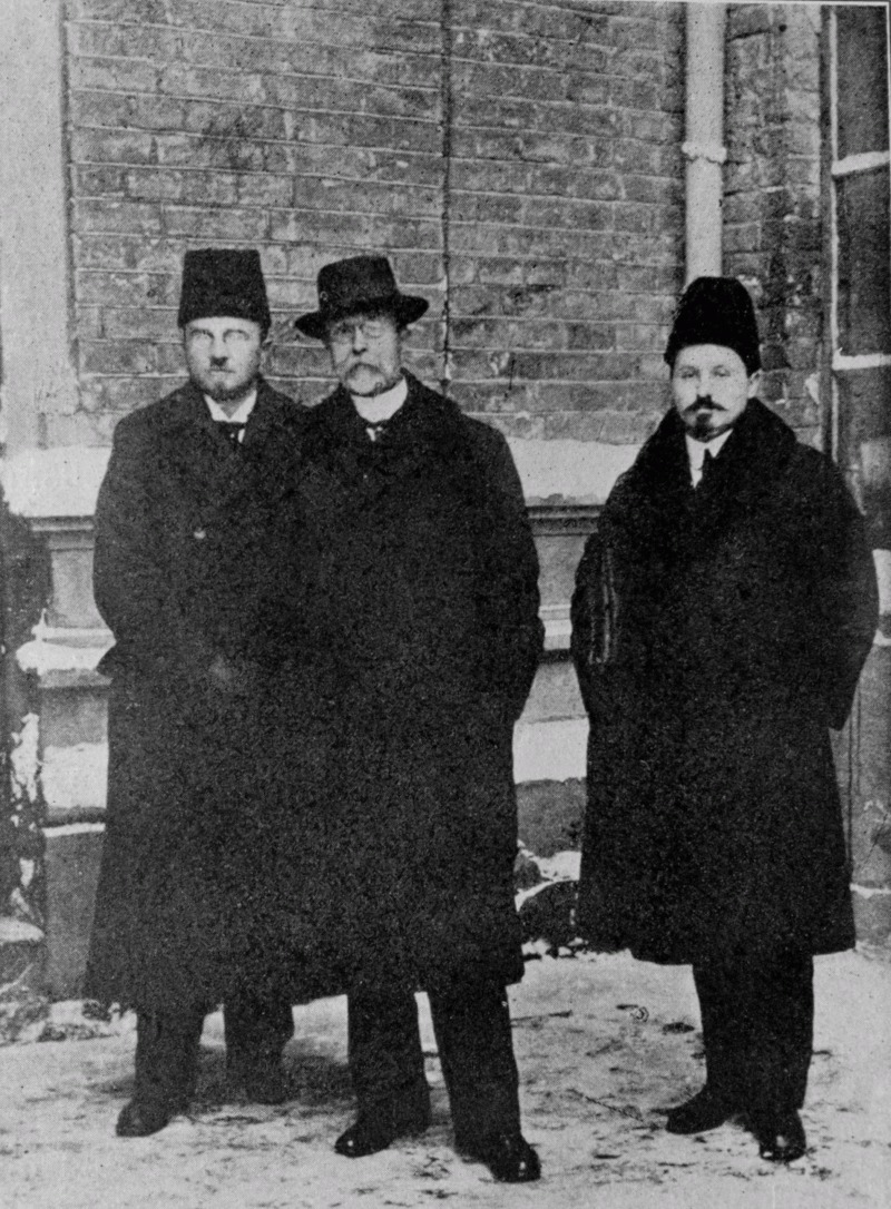 (Zľava) Bohdan Pavlů a T. G. Masaryk v Petrohrade.