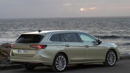 Škoda Superb Combi - 2024