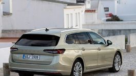Škoda Superb Combi - 2024