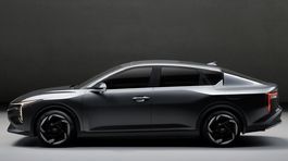 Kia K4 1