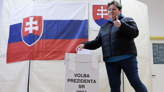 ONLINE: Slovensko si volí prezidenta. Na výber má 9 kandidátov