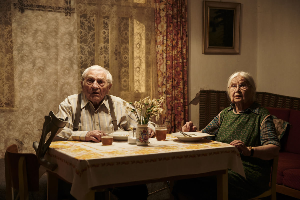 Záber z filmu Manželia Stodolovci.
