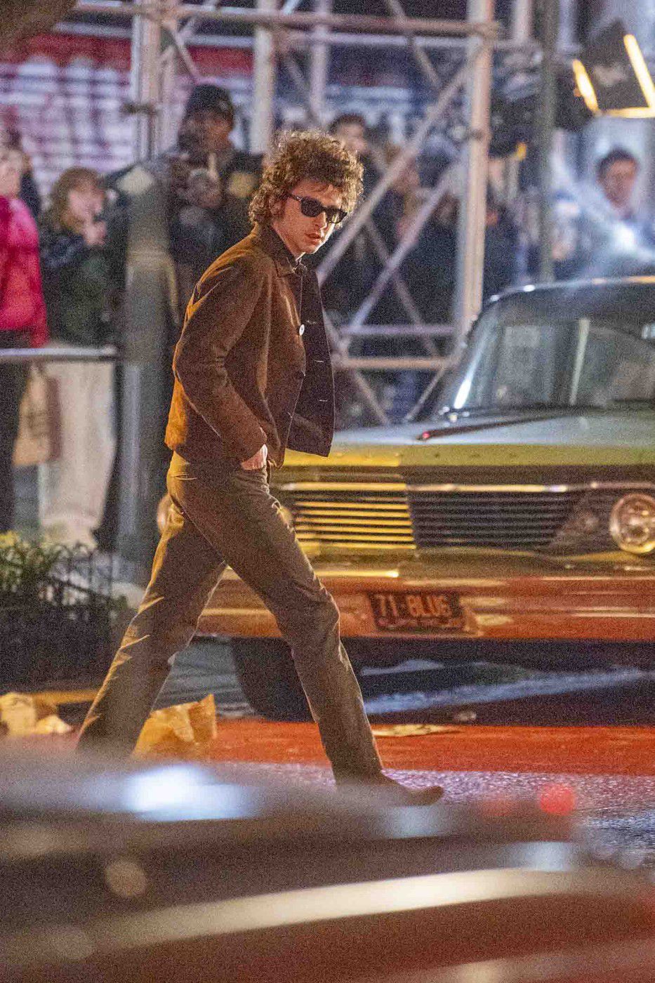 Herec Timothee Chalamet na zábere z nakrúcania...