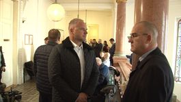 Kajúcnik Michal Suchoba so svojím advokátom.