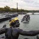 olympiada rieka Seina v Parizi
