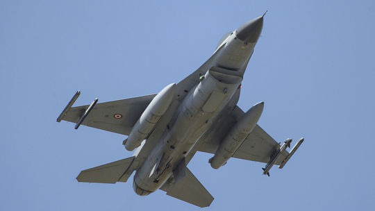 ONLINE: Bývalí piloti: Ukrajina bude pre lietadlá F-16 najnebezpečnejším bojiskom