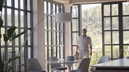 Brad Pitt, De'Longhi