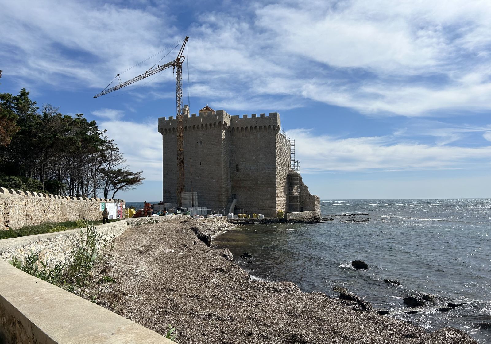 Cisterciáni na ostrove sv. Honorata na...