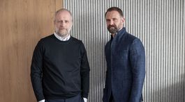 Režisér a scenárista Peter Bebjak (vľavo) a herec Tomáš Maštalír. 