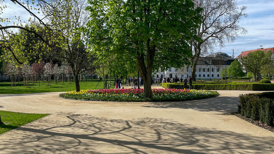 Vynovenú Grasalkovičovu záhradu v bratislavskom...