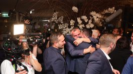 pellegrini volebna noc potlesk