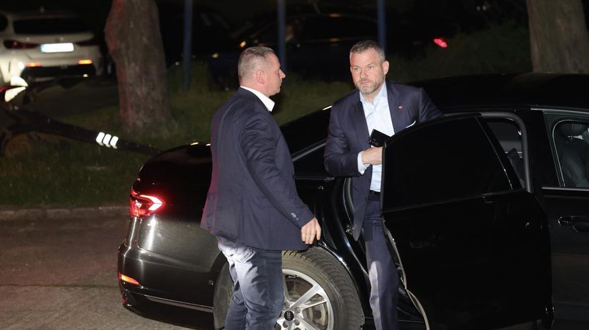 Peter Pellegrini prišiel na volebnú noc druhého...