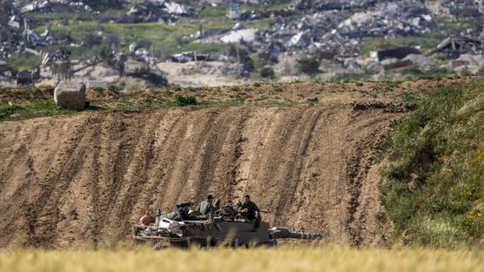 Izrael je v Pásme Gazy krok od víťazstva, vyhlásil Netanjahu