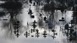Rusko potopa, Orsk, cintorín, voda, vytopené domy, člny,