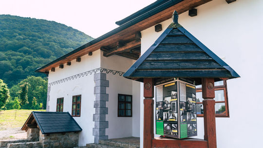 Stav pamiatky pred a po rekonštrukcii Kúrie...