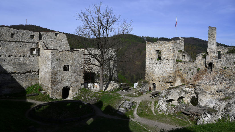 Považská Bystrica hrad Bystrica