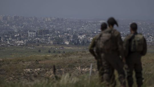 Hamas je porazený, vyhlásil minister izraelského vojnového kabinetu Ganc. Vojna v Gaze však bude pokračovať