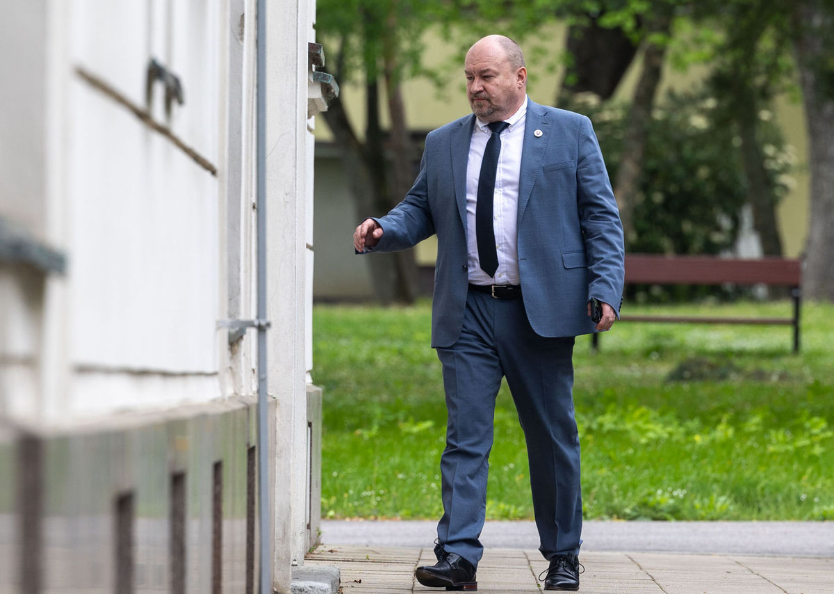 Rudolf HuliakRobert Kaliňák, Peter Pellegrini,...