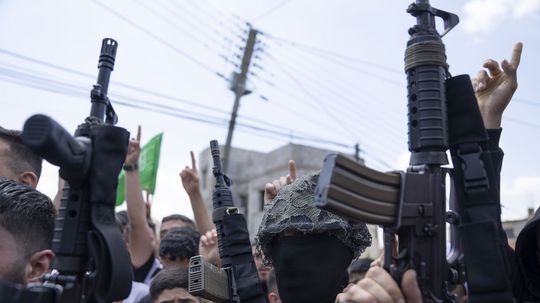 EÚ uvalila sankcie na milície Hamasu a Islamského džihádu za sexuálne násilie